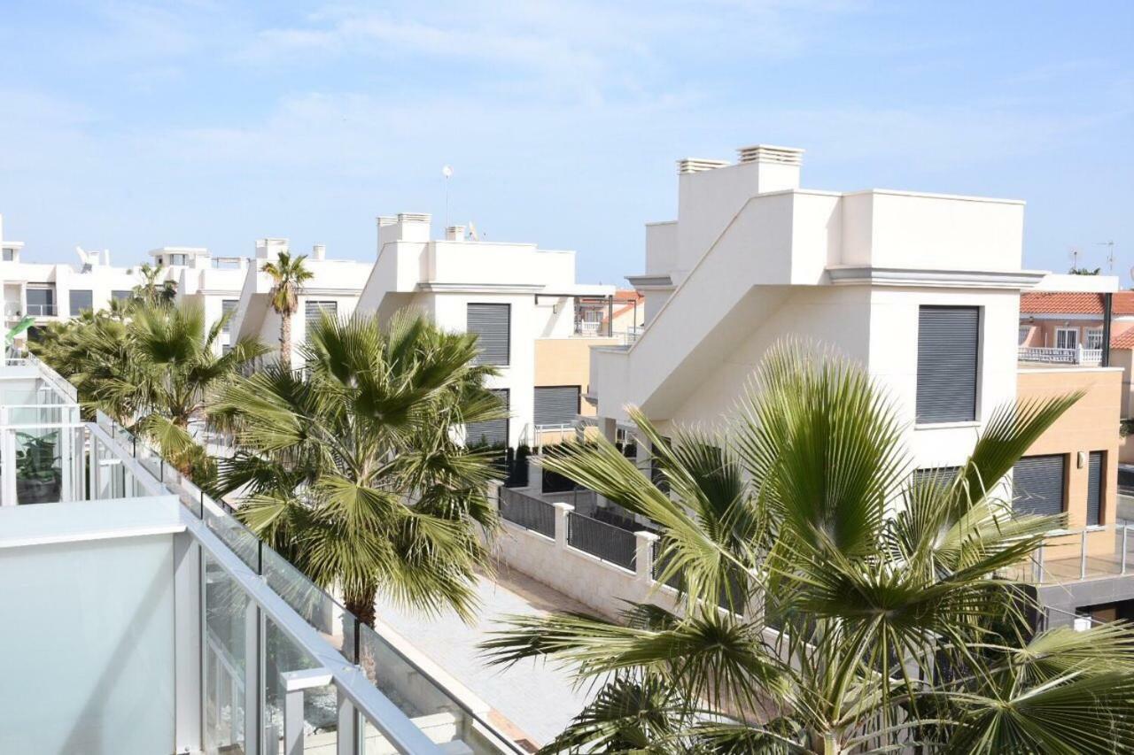 Hotel La Zenia Beach Bungalow Orihuela Exterior foto